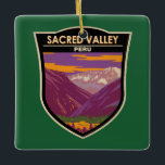 Sacro Valley Peru Reisen Kunst Vintag Keramikornament<br><div class="desc">Heiliges Tal im Vektorkunststil. Das Heilige Tal ist eine Region im peruanischen Andenhochland. Zusammen mit der nahe gelegenen Stadt Cusco und der antiken Stadt Machu Picchu bildete sie das Herz des Inkareiches.</div>