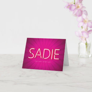 Sadie name in leuchtenden Neonleuchten Karte