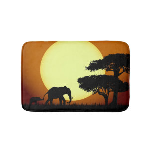 Safarielefanten am Sonnenuntergang Badematte