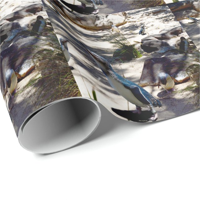 Safe Haven: Fairy Pinguin Paradise, Geschenkpapier (Rolleneckpunkt)