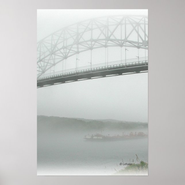 Sagamore Brücke in Nebel Poster (Vorne)
