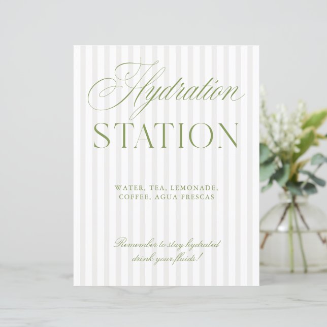 Sage Green & Beige Wedding Hydration Station Sign (Stehend Vorderseite)