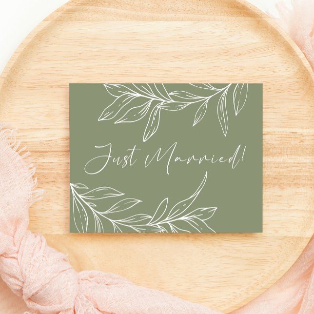 Sage Green Boho Blume Wedding Just Married (Von Creator hochgeladen)