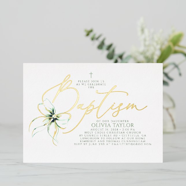 Sage Green Bow Elegant Minimalist Modern Baptism Folieneinladung (Stehend vorne)