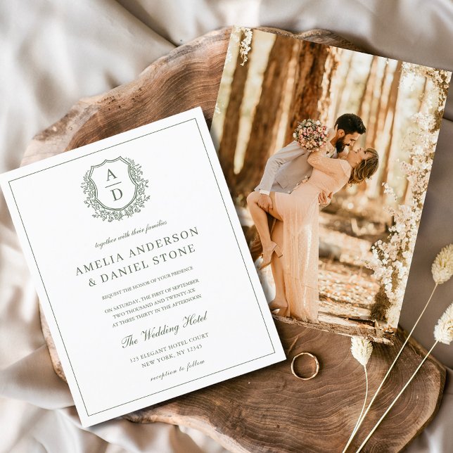 Sage Green Elegant Leafy Wappen Monogram Wedding Flyer (Von Creator hochgeladen)