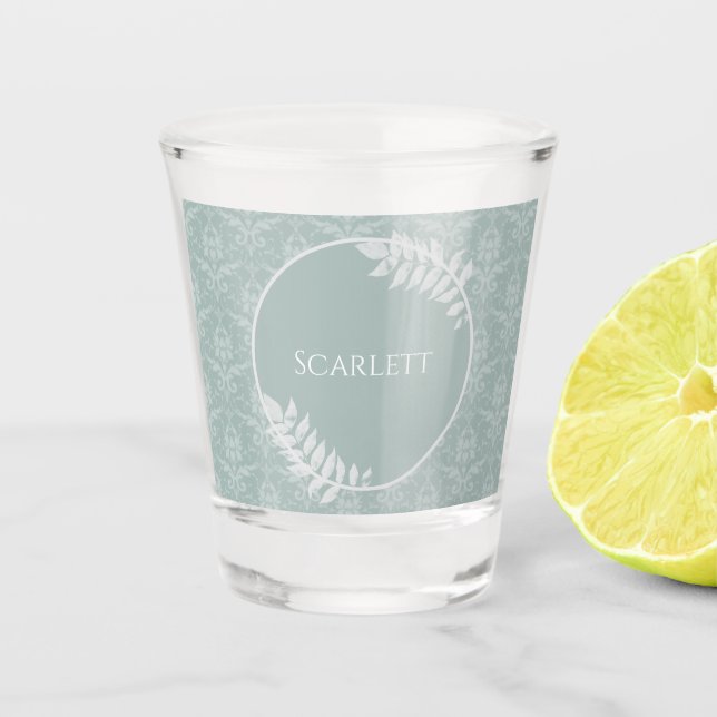 Sage Green Elegante Damask Personalisiert Schnapsglas (Vorderseite)