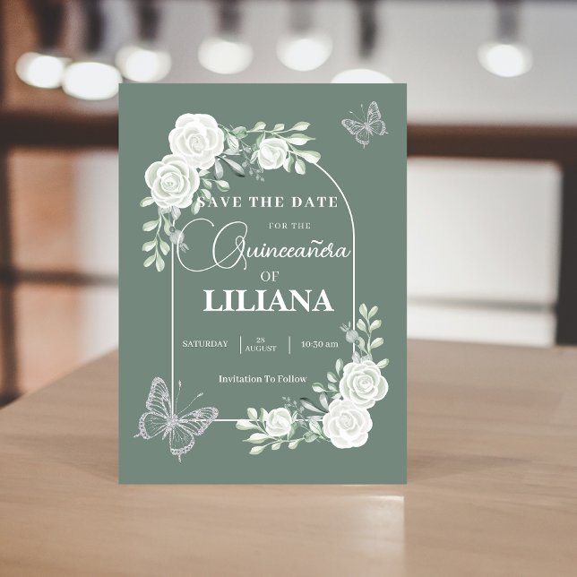 Sage Green Floral Arch und Schmetterlinge Quinceañ Save The Date (Von Creator hochgeladen)