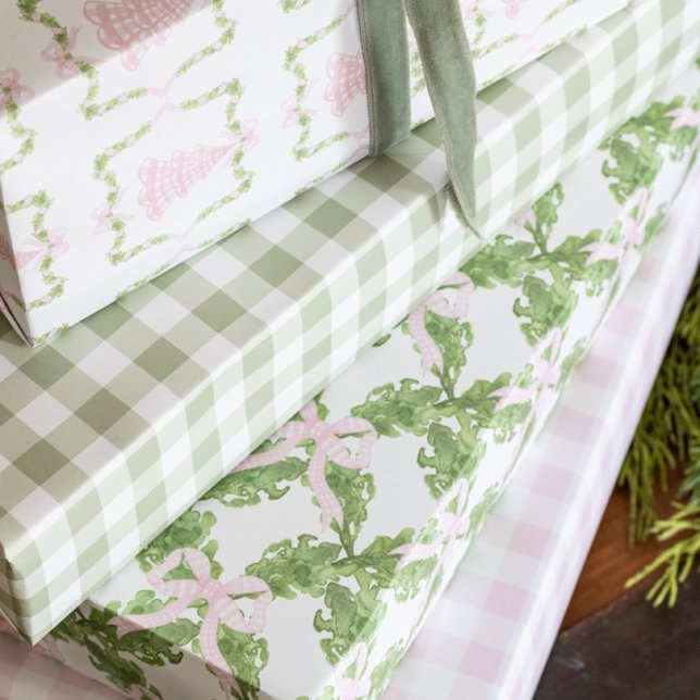 Sage Green Gingham Wrapping Paper Geschenkpapier Set (Von Creator hochgeladen)