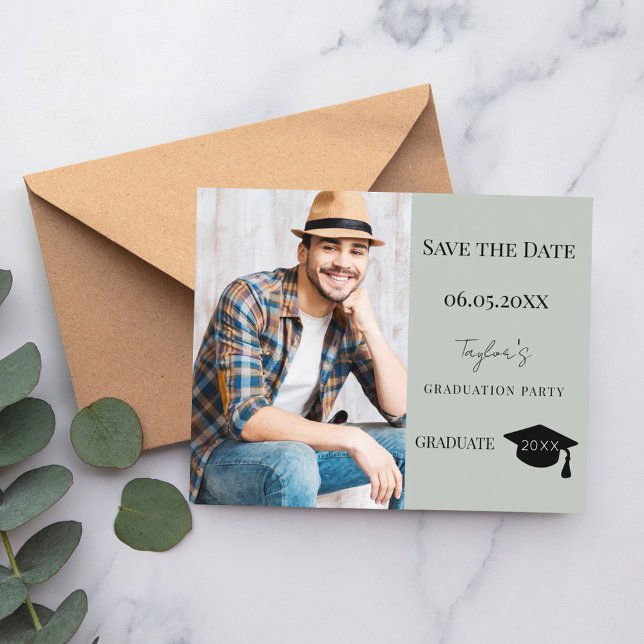 Sage Green Graduation Party Save the Date card (Von Creator hochgeladen)
