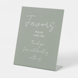 Sage Green Minimalistisch Elegant Script Favoriten Sockelschild