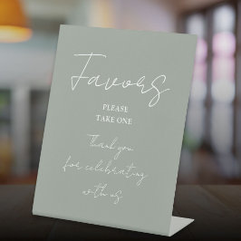 Sage Green Minimalistisch Elegant Script Favoriten Sockelschild