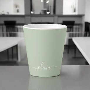 Sage Green Minimalistisch Modern Monogram Elegant Milchtasse