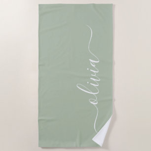 Sage Green Minimalistisch Modern Monogram Elegant Strandtuch