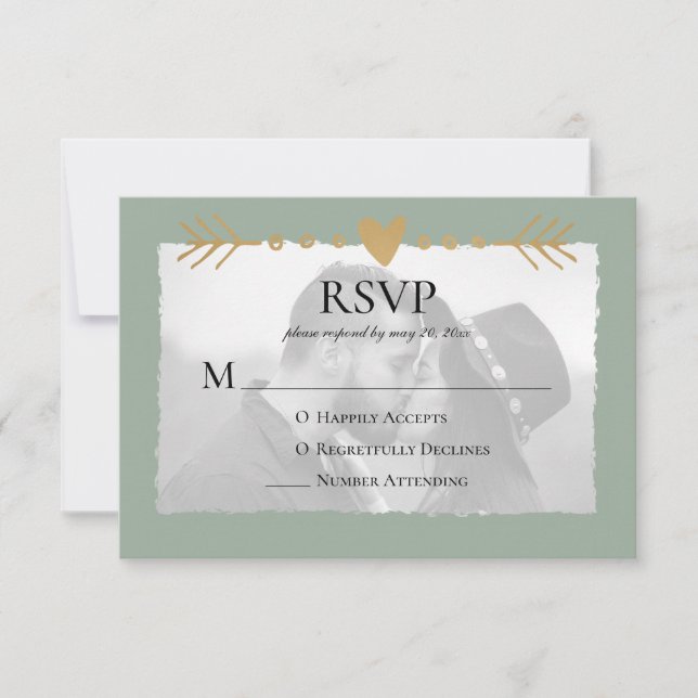 Sage Green Modern Foto Gold Herzen RSVP Karte (Vorderseite)
