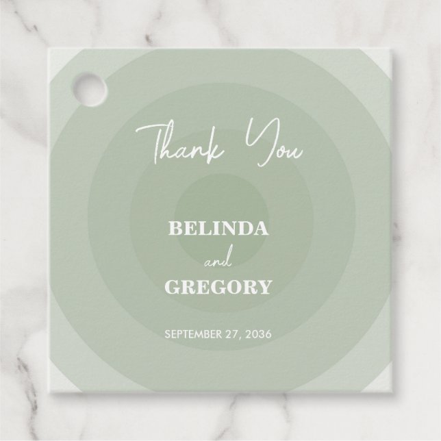Sage Green Modern Monogram Wedding Geschenkanhänger (Vorderseite)