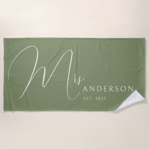 Sage Green Newlyweds Name Personalisiert Honeymoon Strandtuch