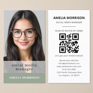 Sage Green QR Code Foto Minimalistisch Beruflich Visitenkarte