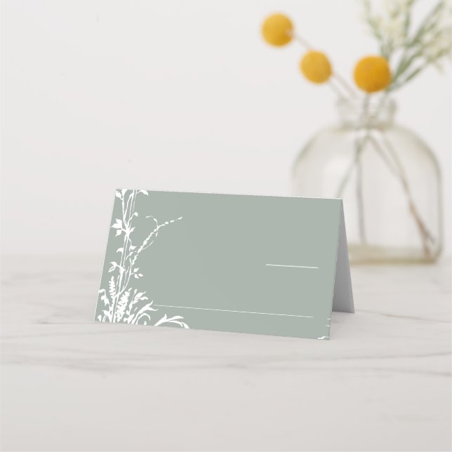 Sage Green Romantic Botanical Garden Wedding Platzkarte (Vorderseite)
