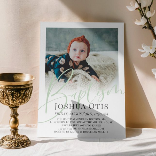 Sage Green Script Foto Taufe Einladung (Von Creator hochgeladen)