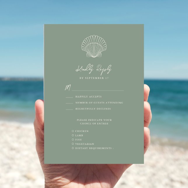 Sage Green Seashell Beach Hochzeit in Urlaubsort RSVP Karte (Von Creator hochgeladen)