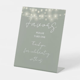 Sage Green String Lights Moderne Skriptfavoriten Sockelschild