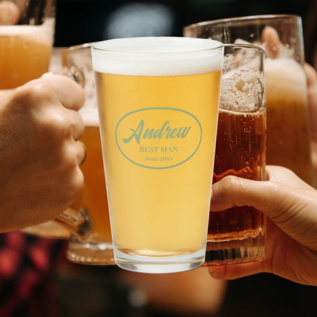 Sage Green stylisierte Name Wedding Trauzeuge Glas (In Situ)