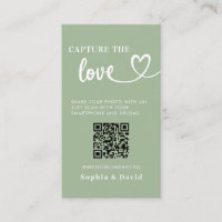 Sage Green Wedding Fotos erfassen den QR-Code der