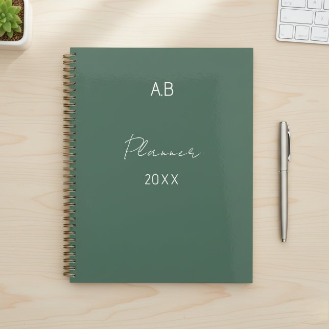 Sage Green Weekly Planner with Custom Initials Planer (Von Creator hochgeladen)