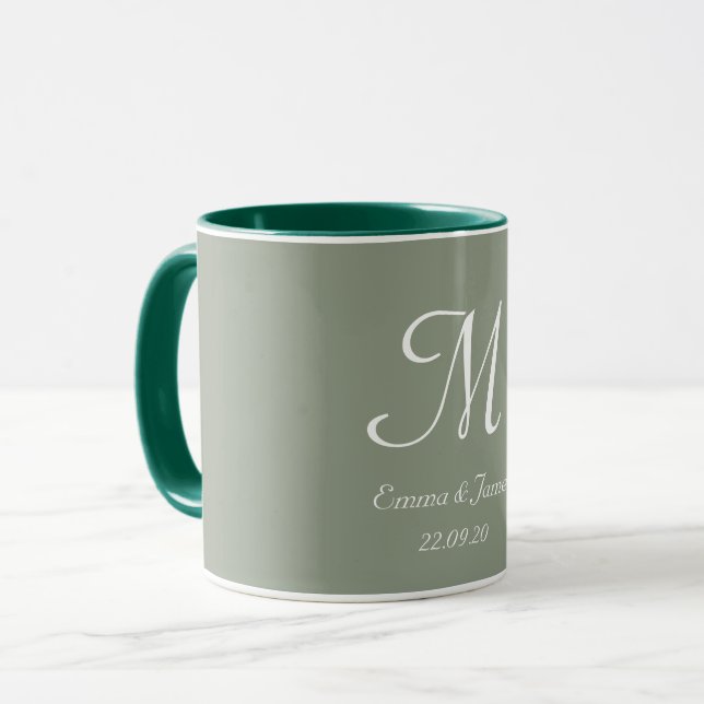 Sage Green & White Elegant Monogram Initial Name  Tasse (Vorderseite Links)