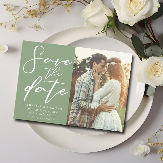 Sage Green White Script Couple Foto Save The Date (Von Creator hochgeladen)