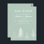 Sage Green Winter Christmas Save the Date Hochzeit Postkarte<br><div class="desc">Sage Green Winter Christmas Save the Date Wedding Postcard bietet Winterwunderland, Weihnachtsbaum/Kiefernbaum, Schnee und Textvorlage im schlauen grünen Hintergrund.Ein perfektes Design für das Winter- oder Weihnachtsthema.Bitte klicken Sie auf den personalisierenden Knopf, um es mit Ihrem Text oder Namen anzupassen.Besuchen Sie bitte meinen Shop " loveyouart" für andere oder ähnliche Designs...</div>
