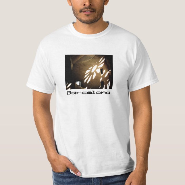 Sagrada Familia, Barcelona T-Shirt (Vorderseite)