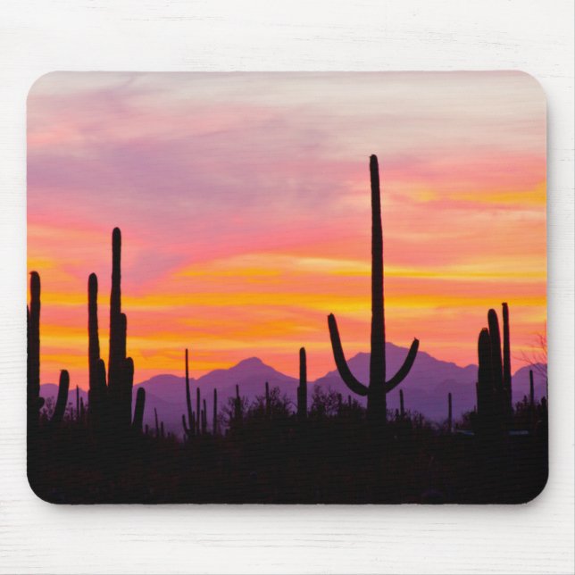 Saguaro Cactus Forest at Sunset Mousepad (Vorne)