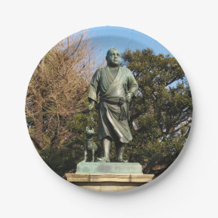 Saigo Takamori (The Last Samurai) & Hunde Statue Pappteller