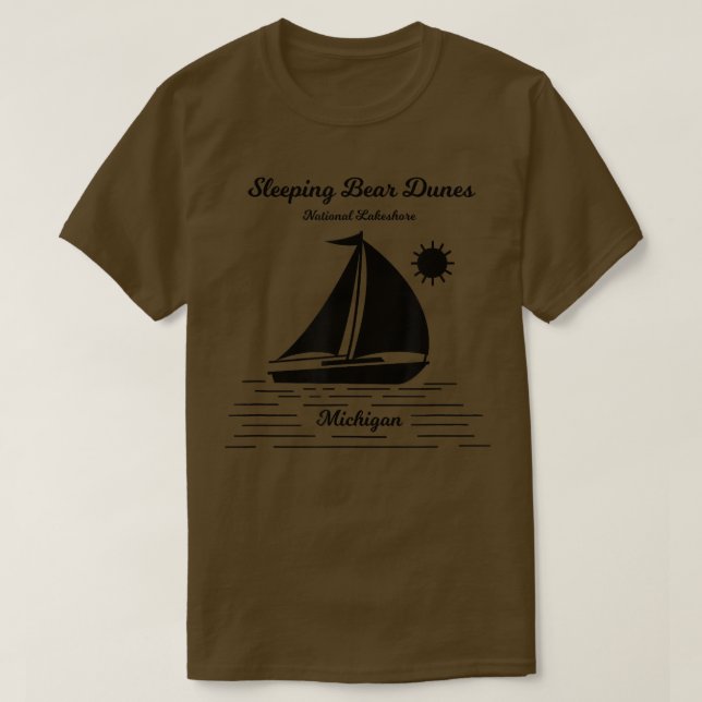 Sailboat Sleeping Bear Dunes Michigan T-Shirt (Design vorne)
