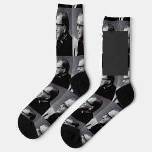 Saint Josemaria Escriva Socken