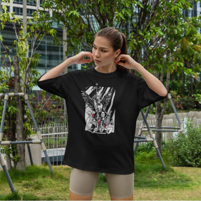 Saint Michael T-Shirt (Von Creator hochgeladen)