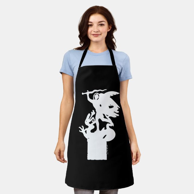 Saint Michael und Dragon (in Weiß) Schürze (Getragen)