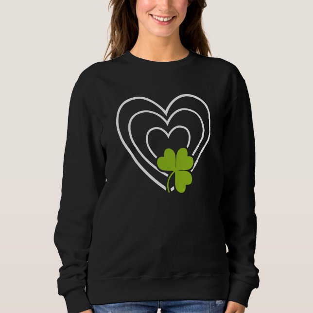 Saint Patrick's Day Green Heart Lucky Charm Paddy' Sweatshirt (Vorderseite)