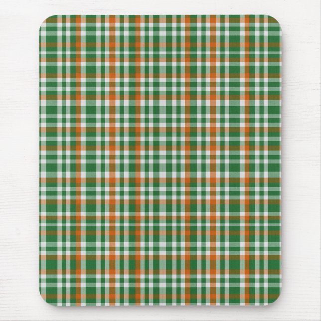 Saint Patrick's Day Irland Flaggenfarbener Gingham Mousepad (Vorne)
