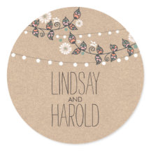 Saitenlichter Blumenzweige rustikale Hochzeit