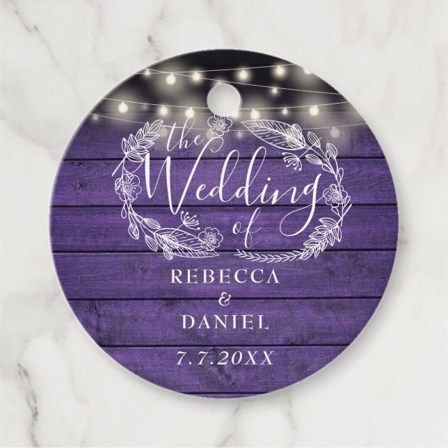 Saitenlichter Lila Rustikale Holzhochzeit Geschenkanhänger (Vorderseite)