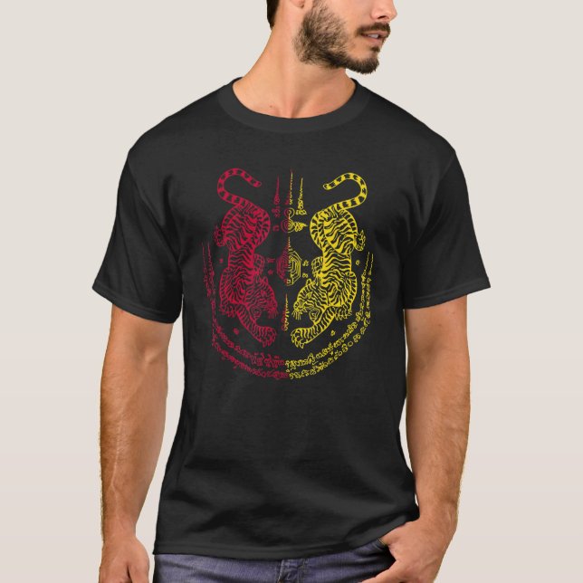 Sak Yant Thai Tattoo Twin Tiger Muay Magical Thail T-Shirt (Vorderseite)