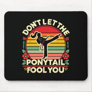Sakura Butterfly Karate Girl Lasse das Ponytai nic Mousepad