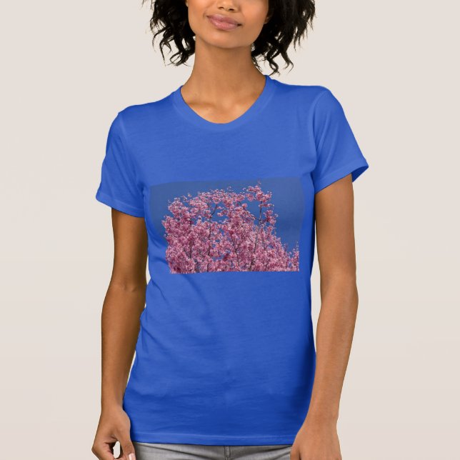 Sakura Kirschblüten im Blauen T-Shirt (Vorderseite)
