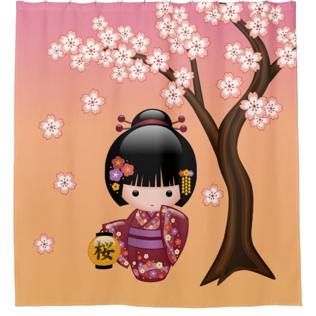 Sakura Kokeshi Doll Geisha Girl on Yellow Duschvorhang (Vorderseite)