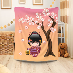 Sakura Kokeshi-Puppe - Geisha-Mädchen auf Pfirsich Fleecedecke