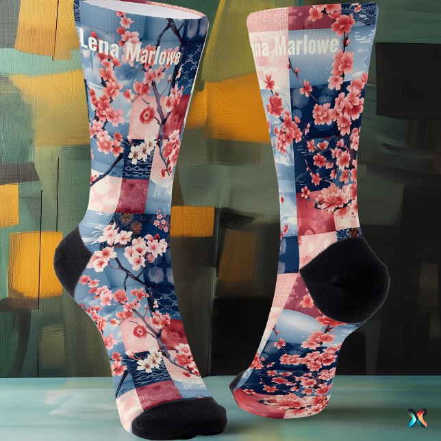 Sakura-Patchwork-Socken mit blauer und rosafarbene Socken (Von Creator hochgeladen)