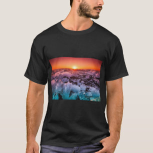Sakura trifft auf Islands Eis T-Shirt