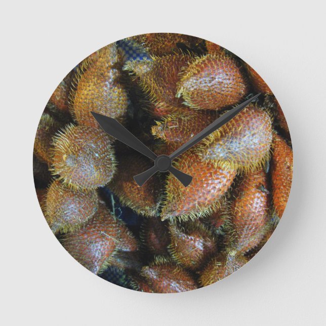 Salak [Schlangenfrucht] Runde Wanduhr (Vorderseite)